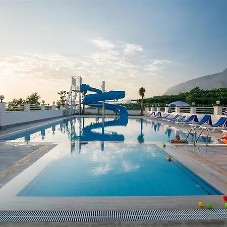 公寓 0036 Exodus In A Complex With Pool, Gym And , Mahmutlar 阿拉尼亚