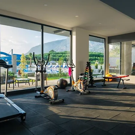 0036 Exodus In A Complex With Pool, Gym And , Mahmutlar Alanya