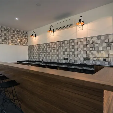 0036 Exodus In A Complex With Pool, Gym And , Mahmutlar * Алания